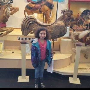 Meet your Posher, Gregory